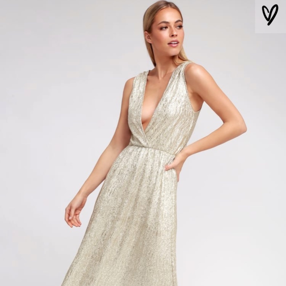 Shimmering Gold Maxi Dress - Picture 3 of 3